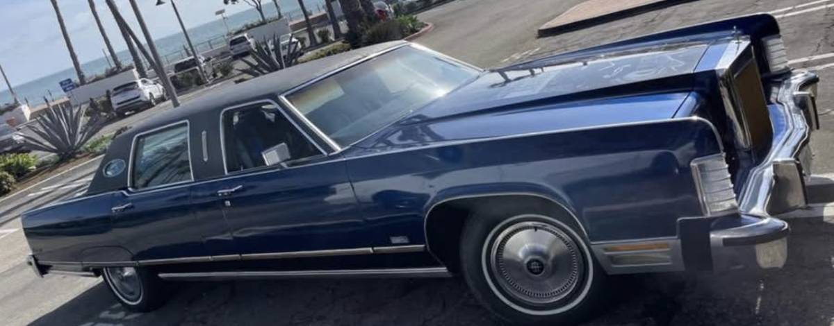 Elvis-lincoln-1975-blue-37