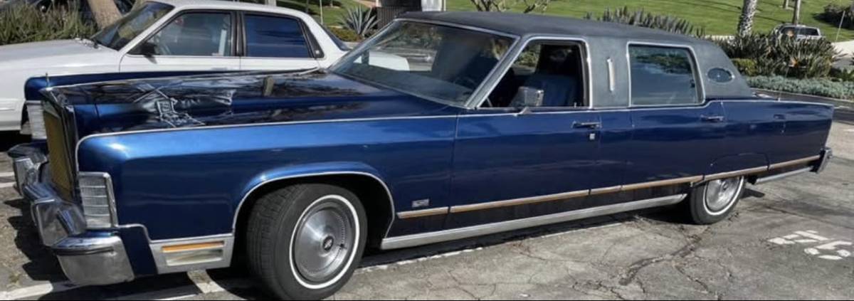 Elvis-lincoln-1975-blue-56