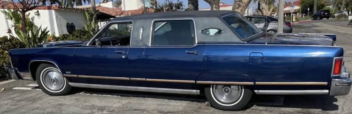 Elvis-lincoln-1975-blue-8