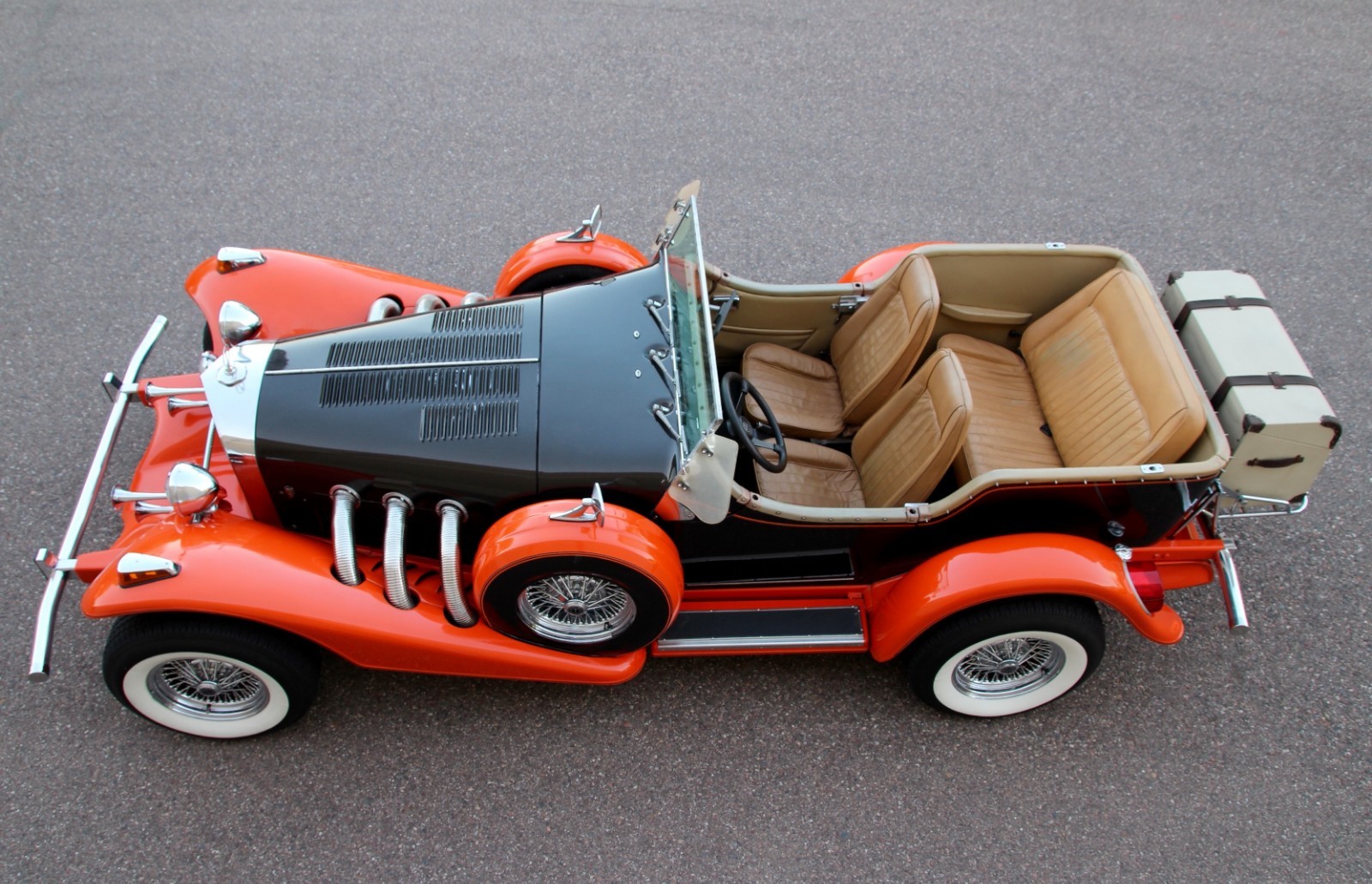 Excalibur-SS-Phaeton-Series-III-1975-Convertible-16