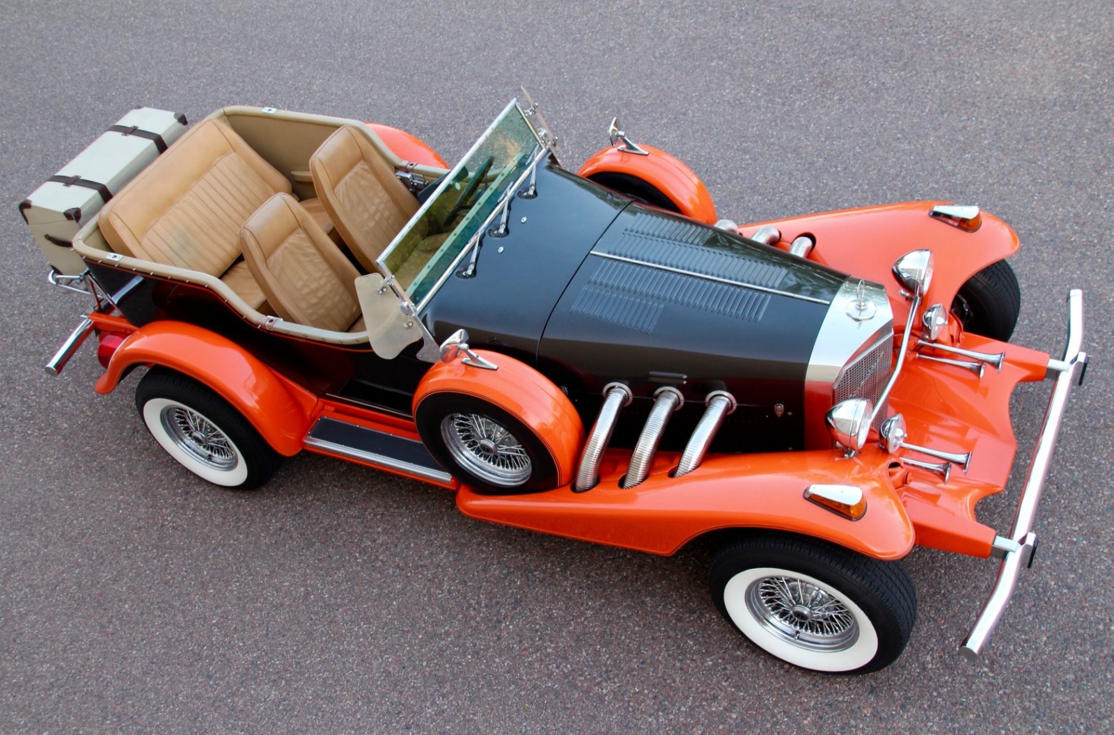 Excalibur-SS-Phaeton-Series-III-1975-Convertible-17