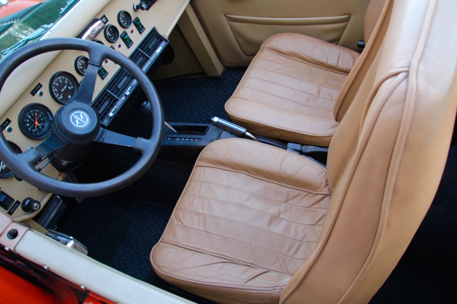 Excalibur-SS-Phaeton-Series-III-1975-Convertible-19