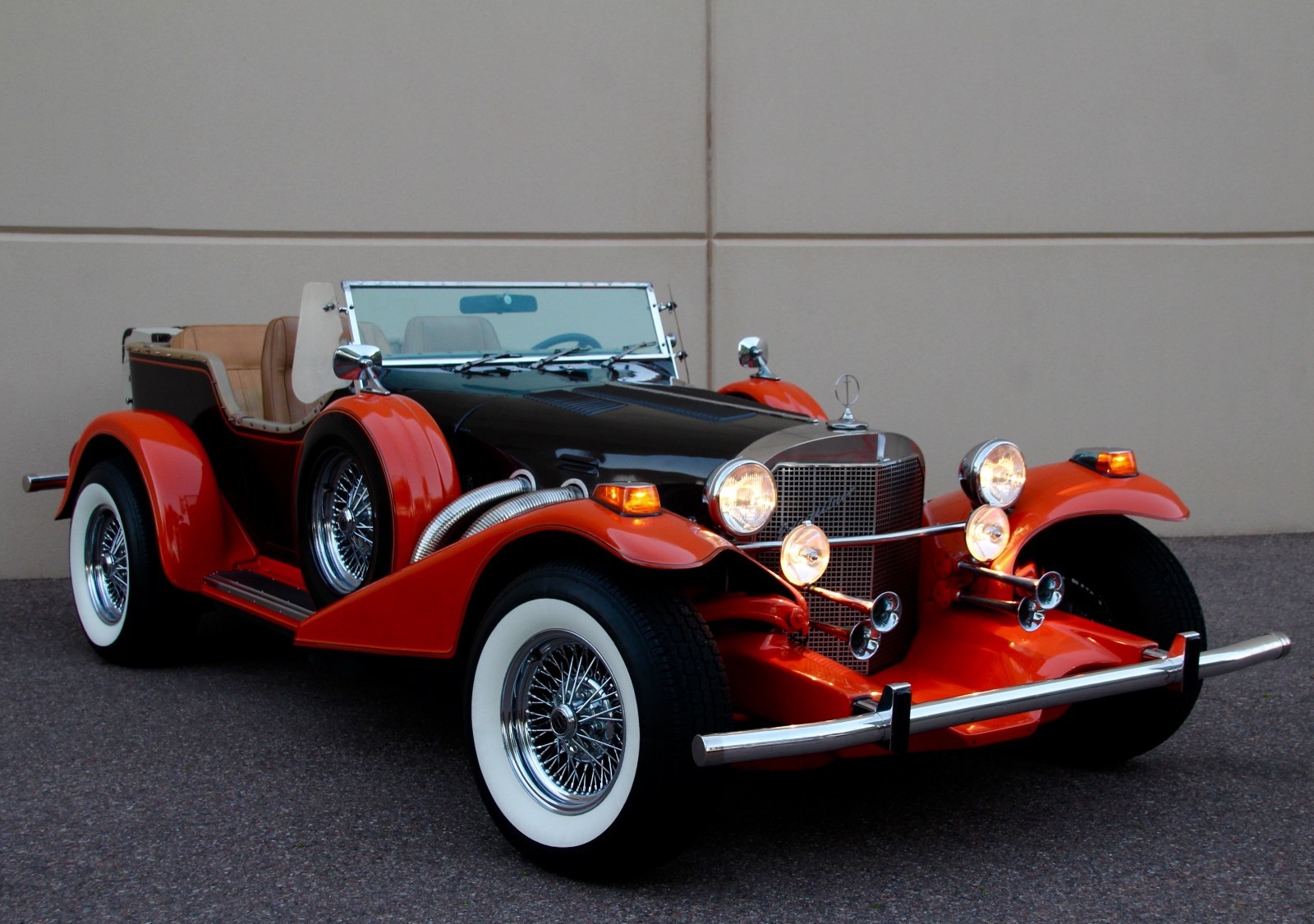 Excalibur-SS-Phaeton-Series-III-1975-Convertible-22
