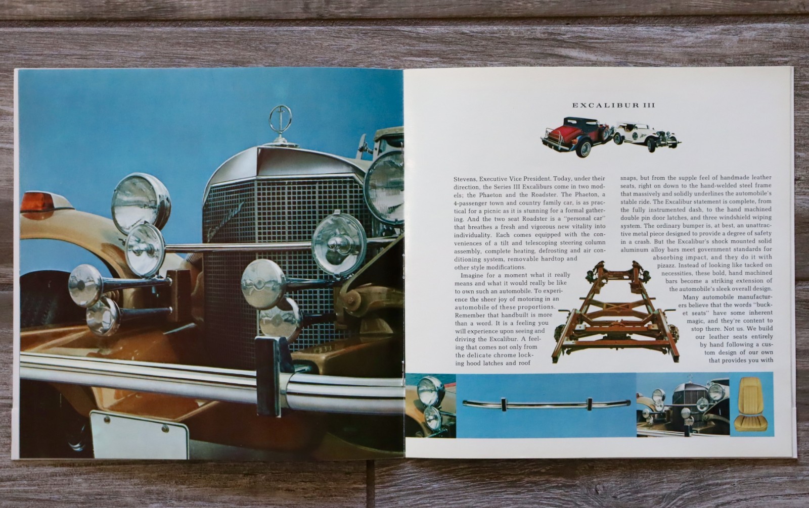 Excalibur-SS-Phaeton-Series-III-1975-Convertible-25