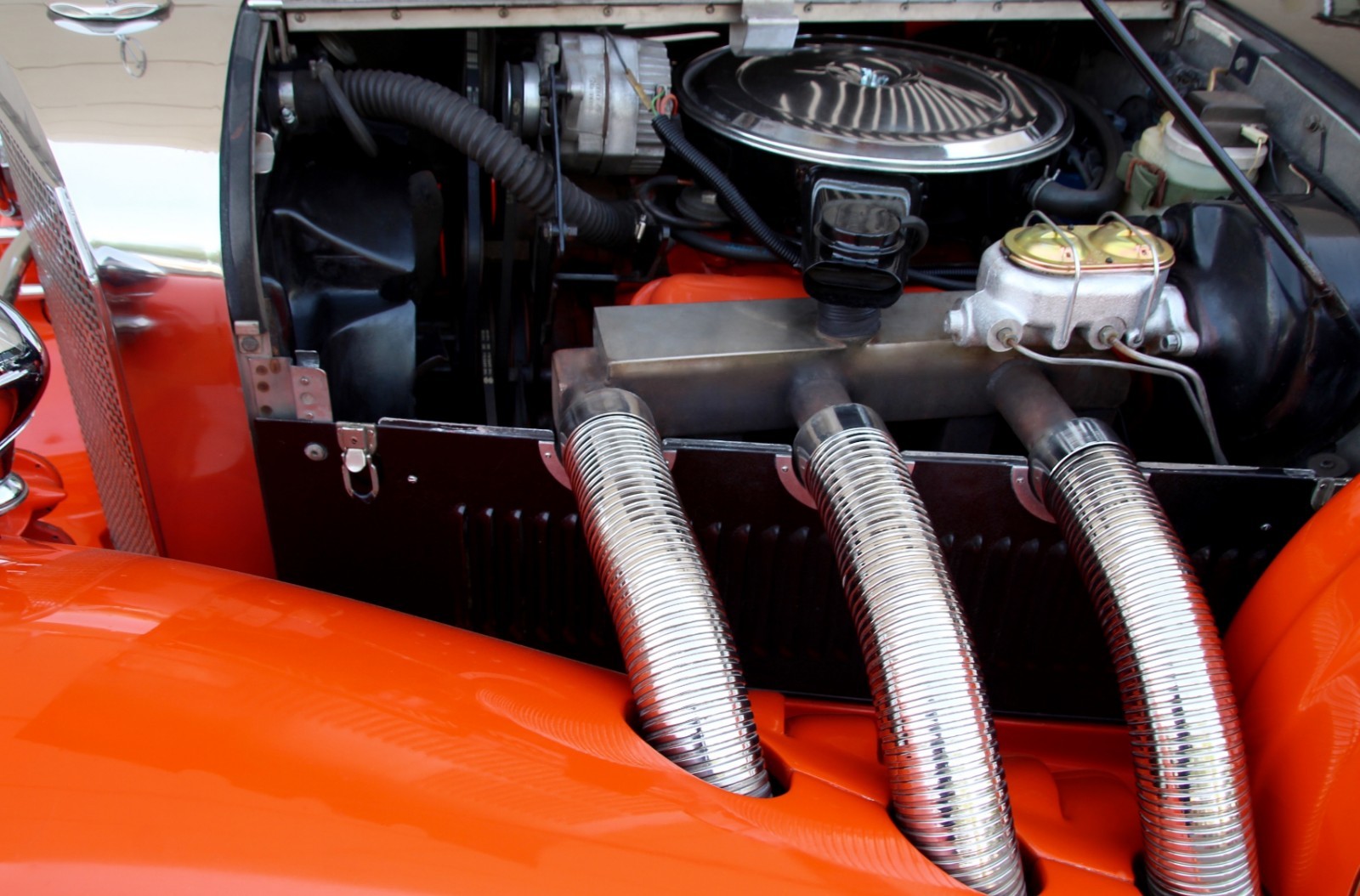 Excalibur-SS-Phaeton-Series-III-1975-Convertible-4