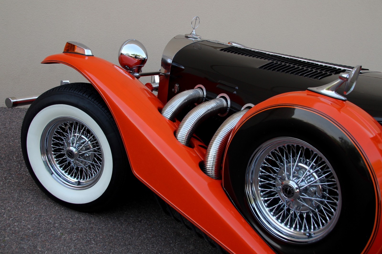 Excalibur-SS-Phaeton-Series-III-1975-Convertible-5