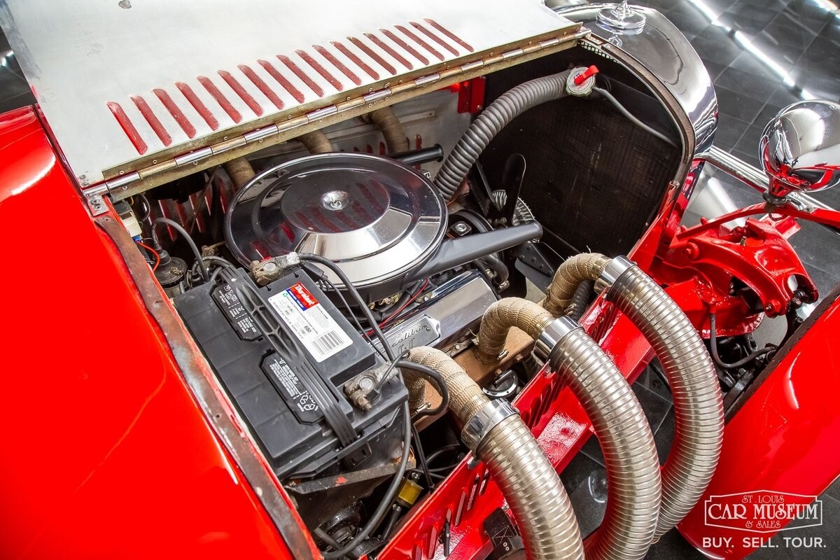 Excalibur-SSK-1966-Roadster-26