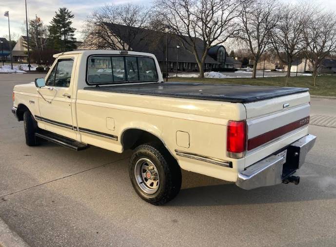 F-15o-ford-lariat-xlt-longbed-4x4-1988-white-20