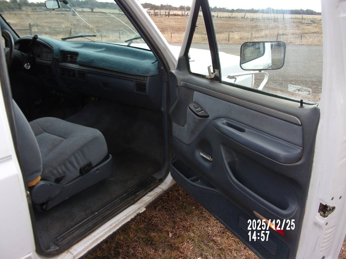 F150-4x4-xlt-1992-white-15