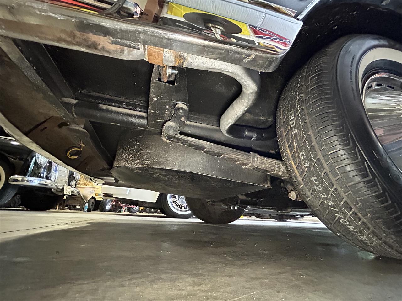 Facel-vega-Excellence-1960-Burgundy-Tan-14