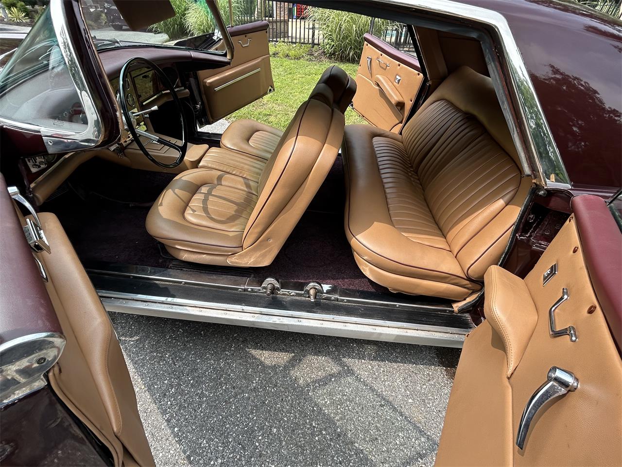 Facel-vega-Excellence-1960-Burgundy-Tan-21