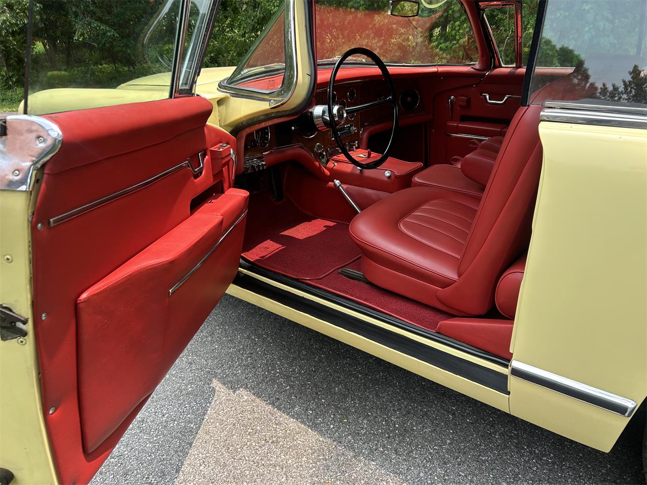 Facel-vega-Hk500-1960-yellow-red-14