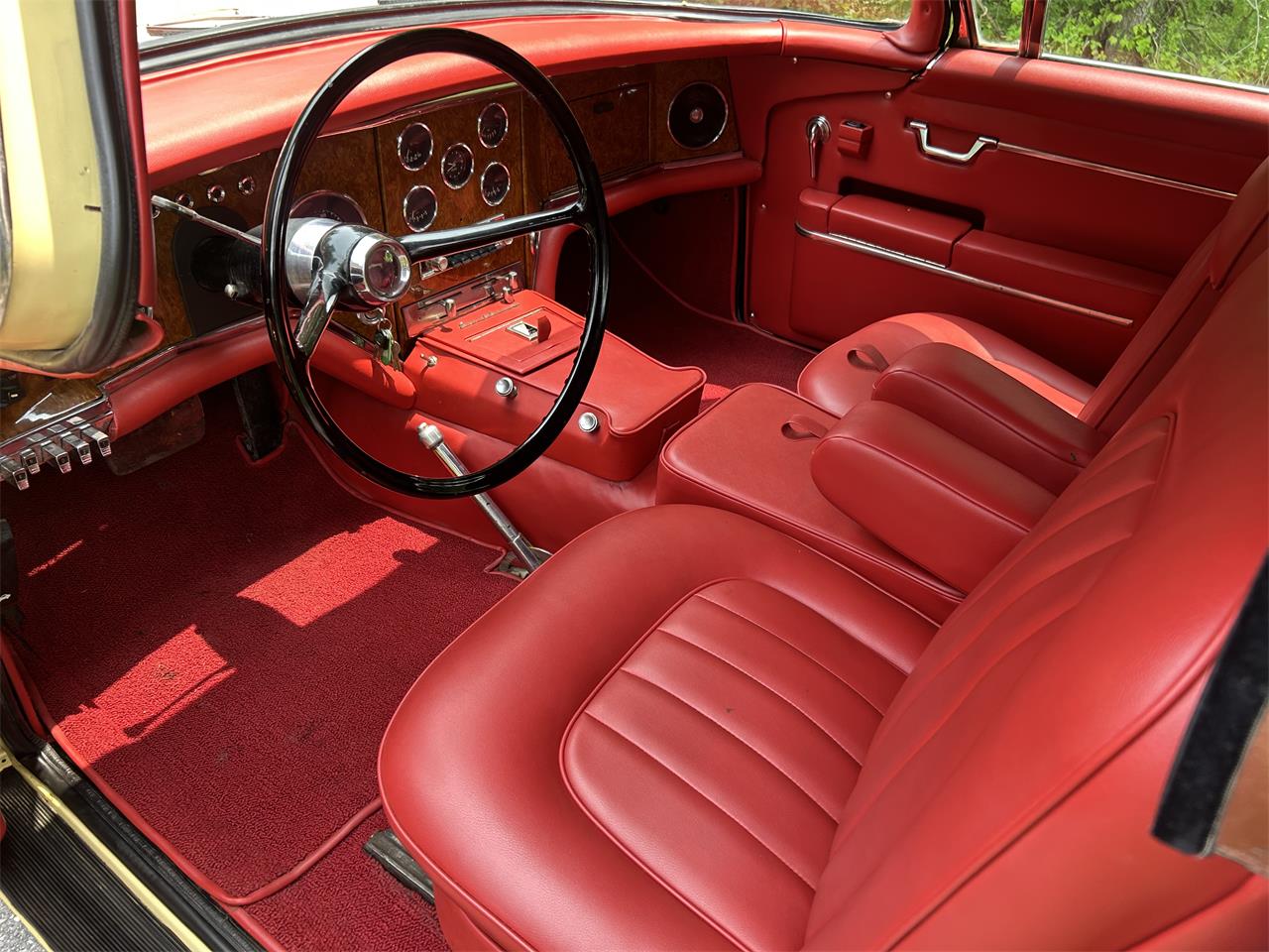 Facel-vega-Hk500-1960-yellow-red-15