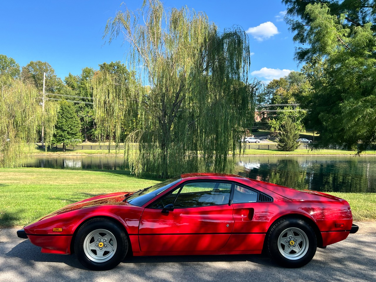 Ferrari-308-1976-Ambulance-1