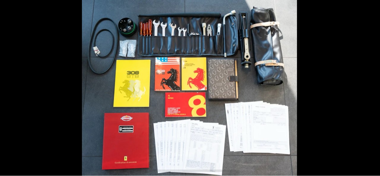 Ferrari-308-1976-Ambulance-33