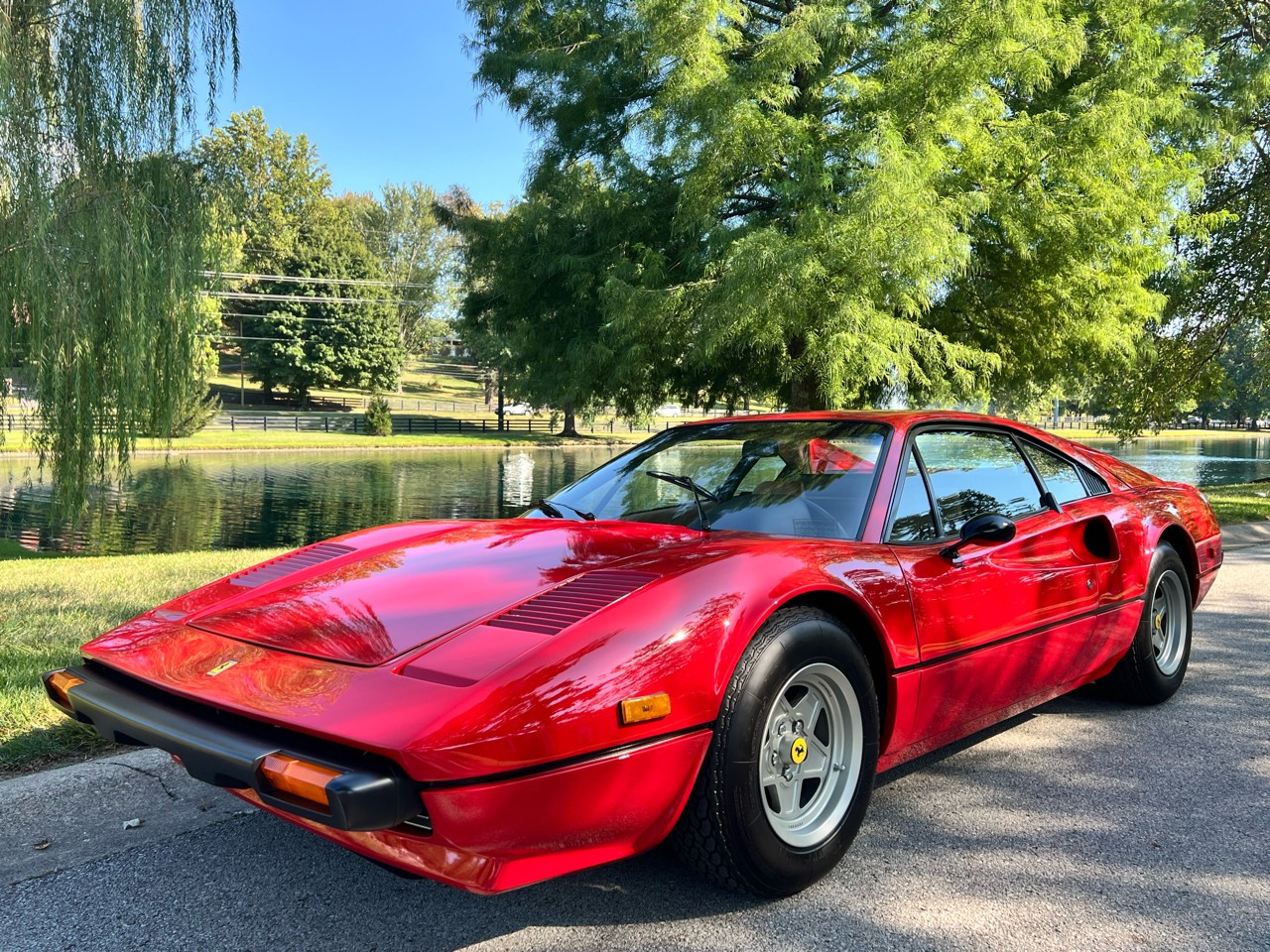 Ferrari-308-1976-Ambulance-7