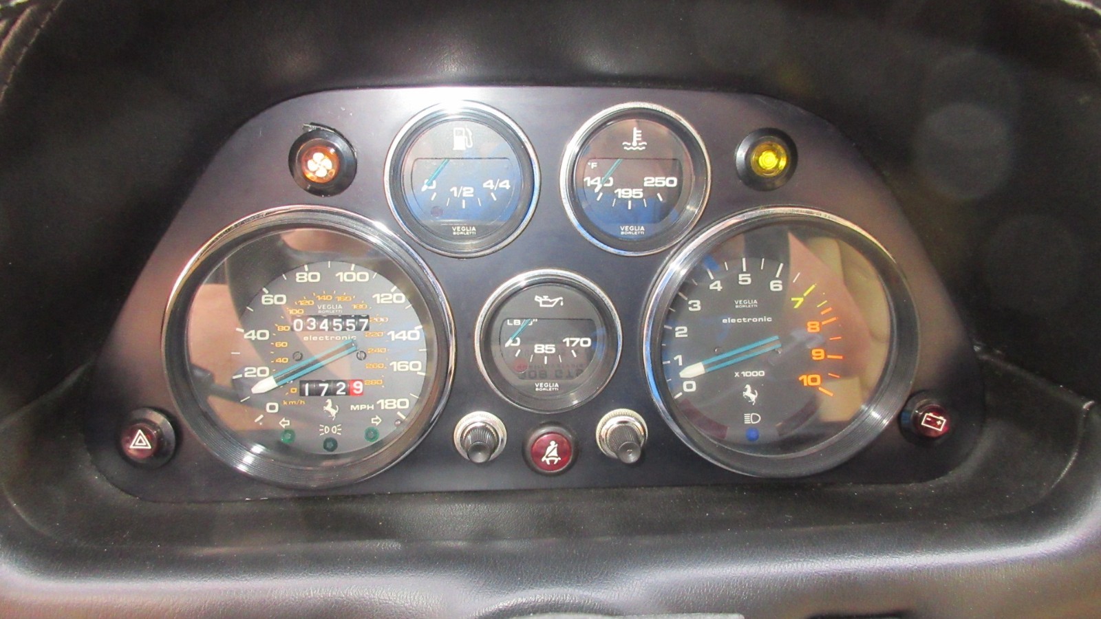 Ferrari-308-1983-Coupe-12