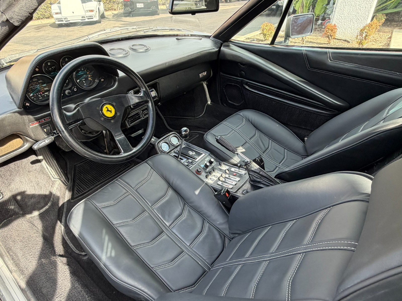 Ferrari-308-1985-Coupe-14
