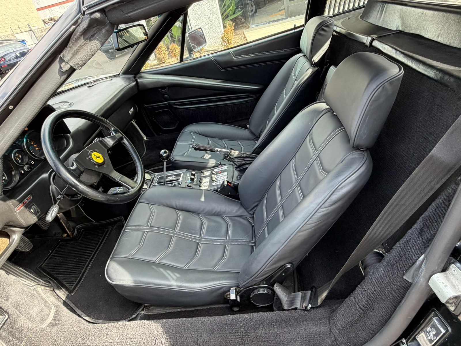 Ferrari-308-1985-Coupe-16