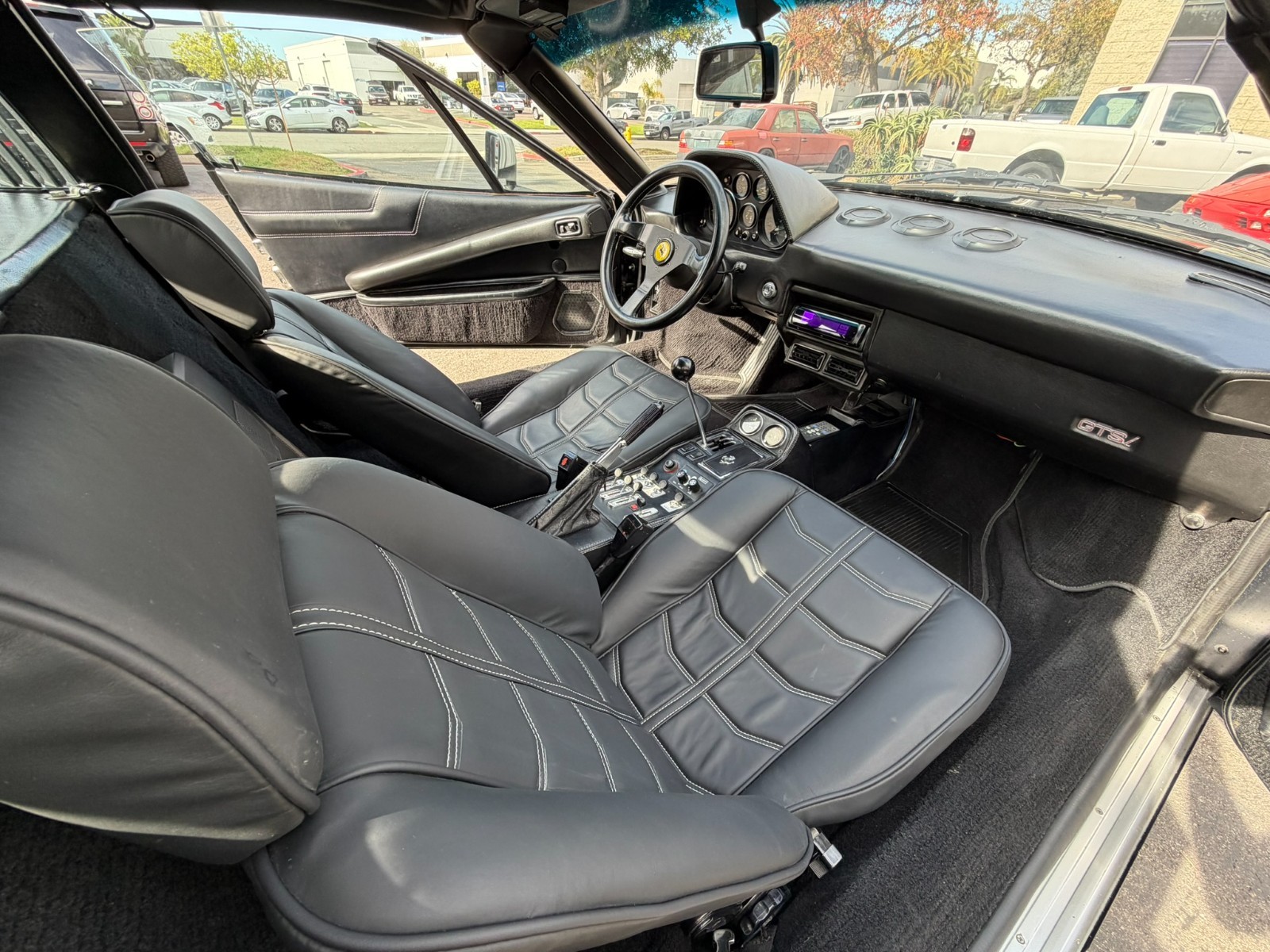 Ferrari-308-1985-Coupe-17