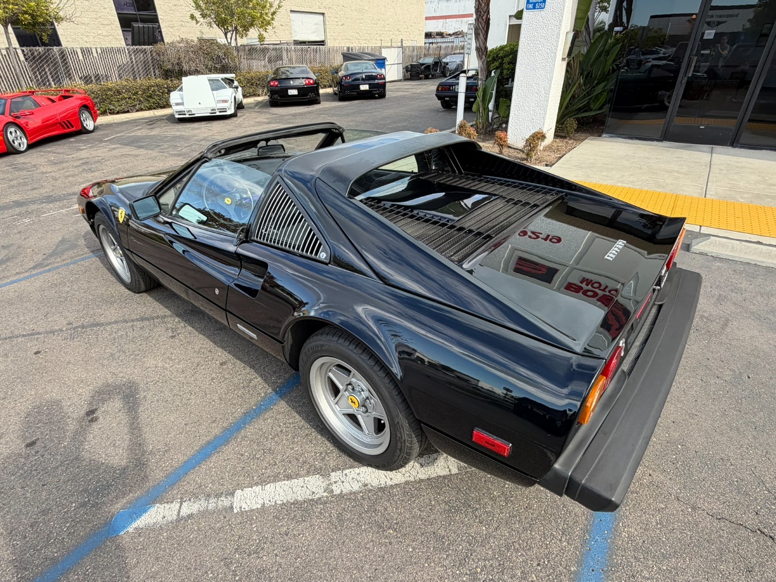 Ferrari-308-1985-Coupe-4