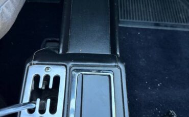 Ferrari-308-gts-1979-20