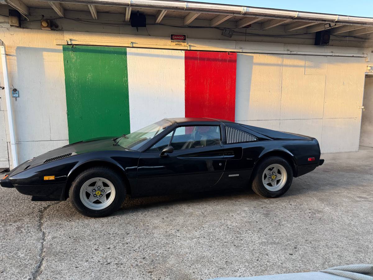 Ferrari-308-gts-1979-7