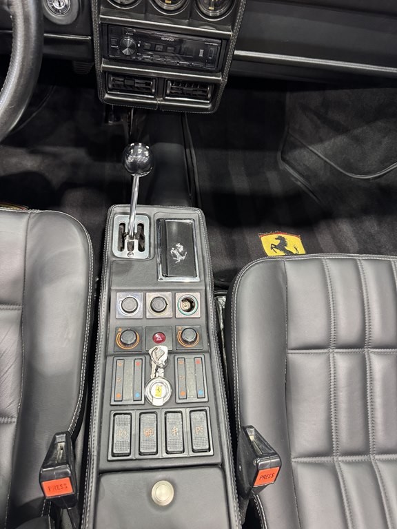 Ferrari-328-1986-CONVERTIBLE-10