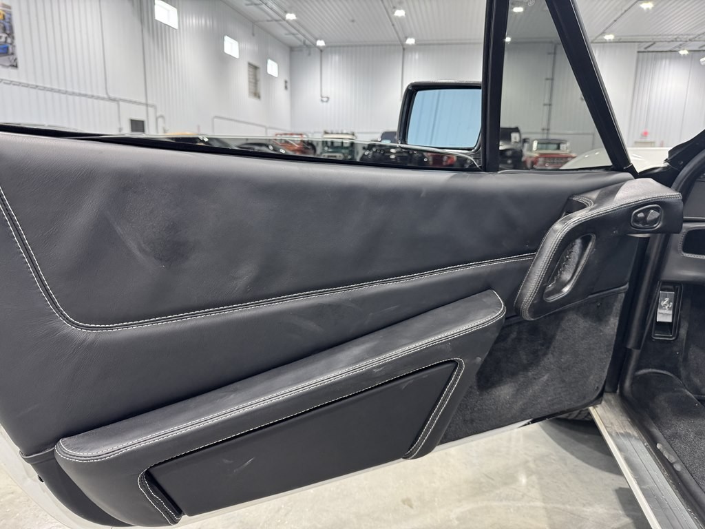 Ferrari-328-1986-CONVERTIBLE-11