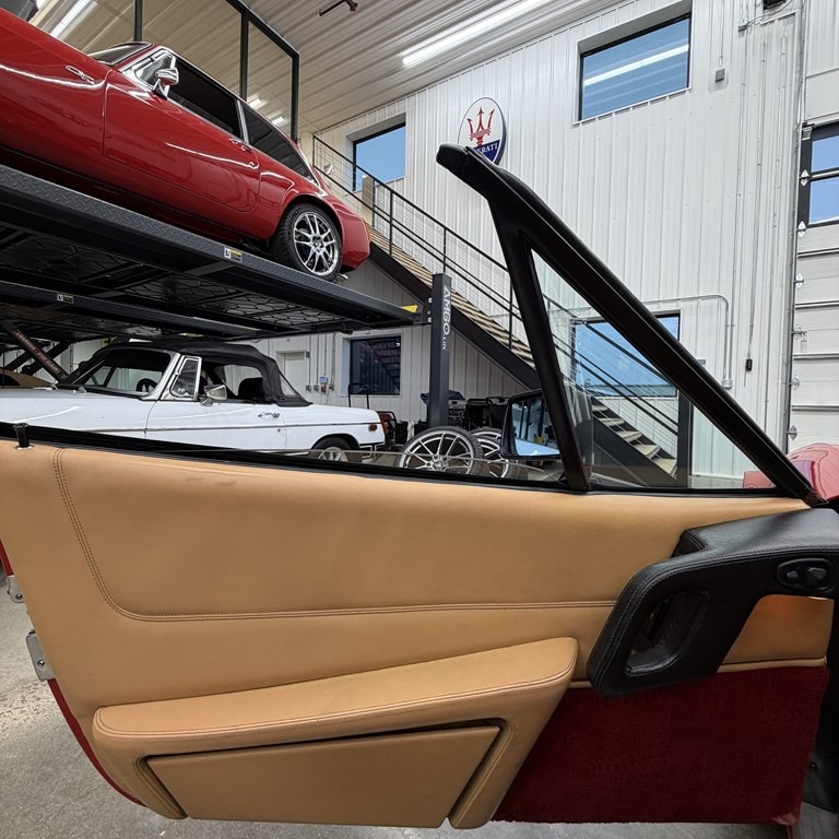 Ferrari-328-1987-CONVERTIBLE-13