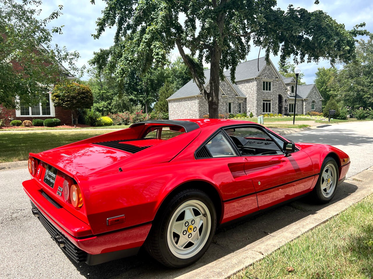 Ferrari-328-1989-Coupe-14