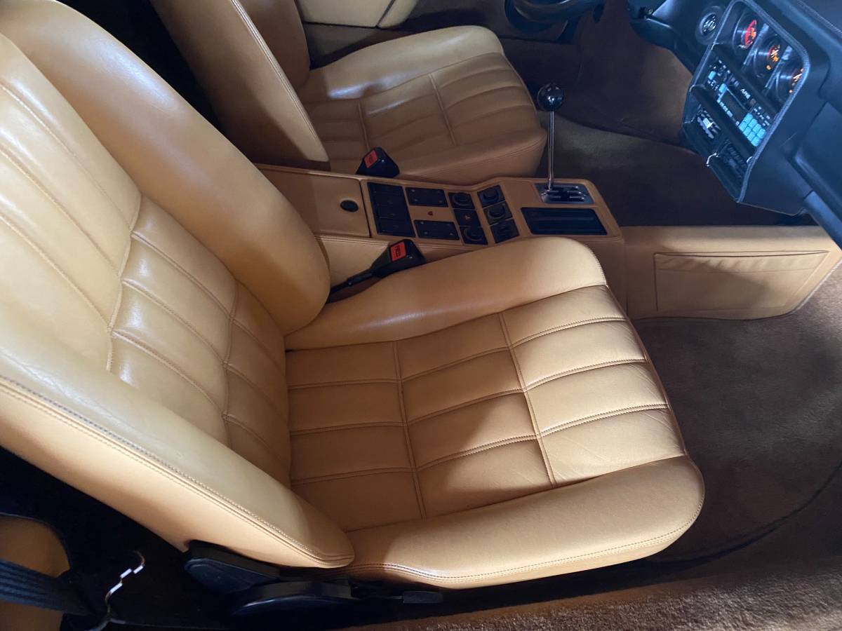 Ferrari-328-gts-1986-25