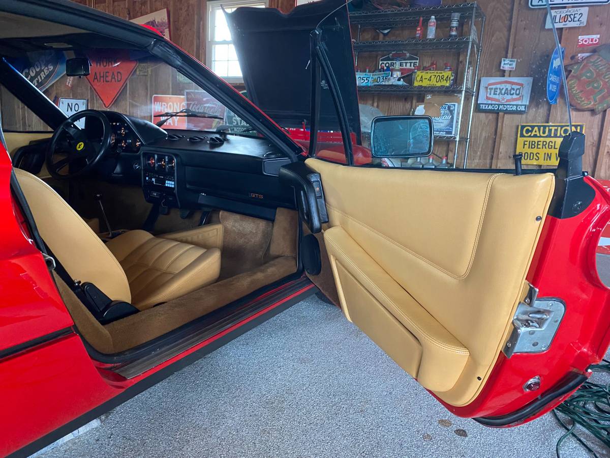 Ferrari-328-gts-1986-7