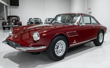 Ferrari-330-1967-Coupe-1