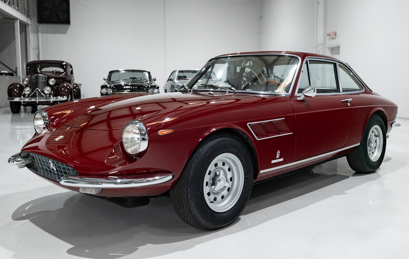 Ferrari-330-1967-Coupe-1