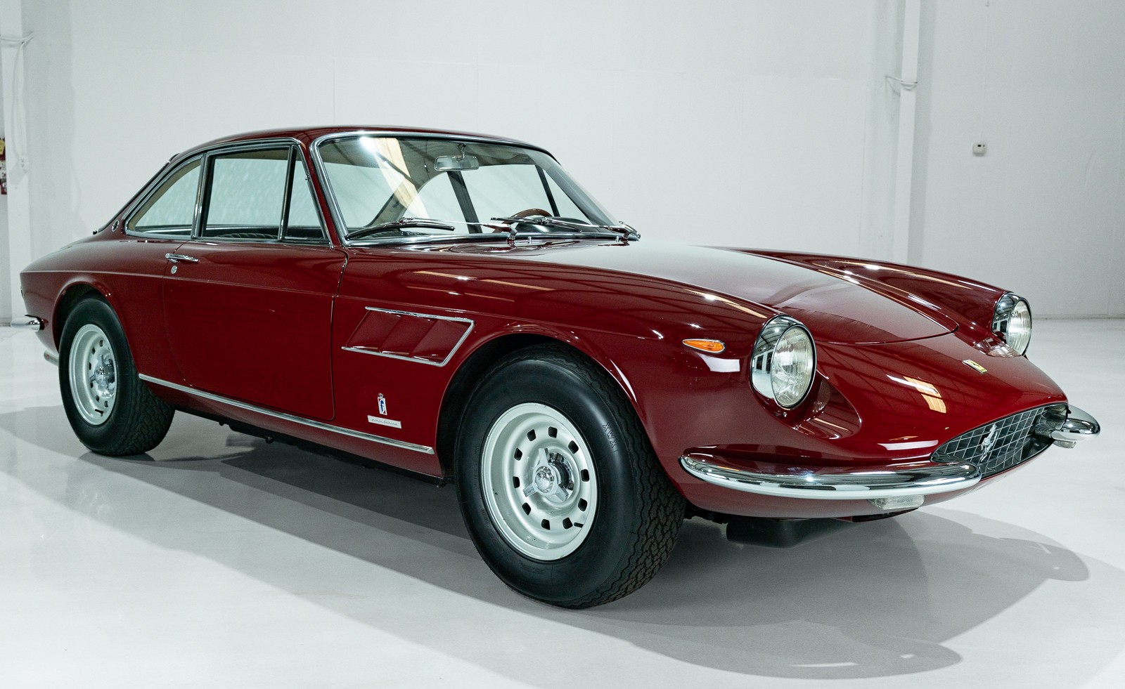 Ferrari-330-1967-Coupe-3