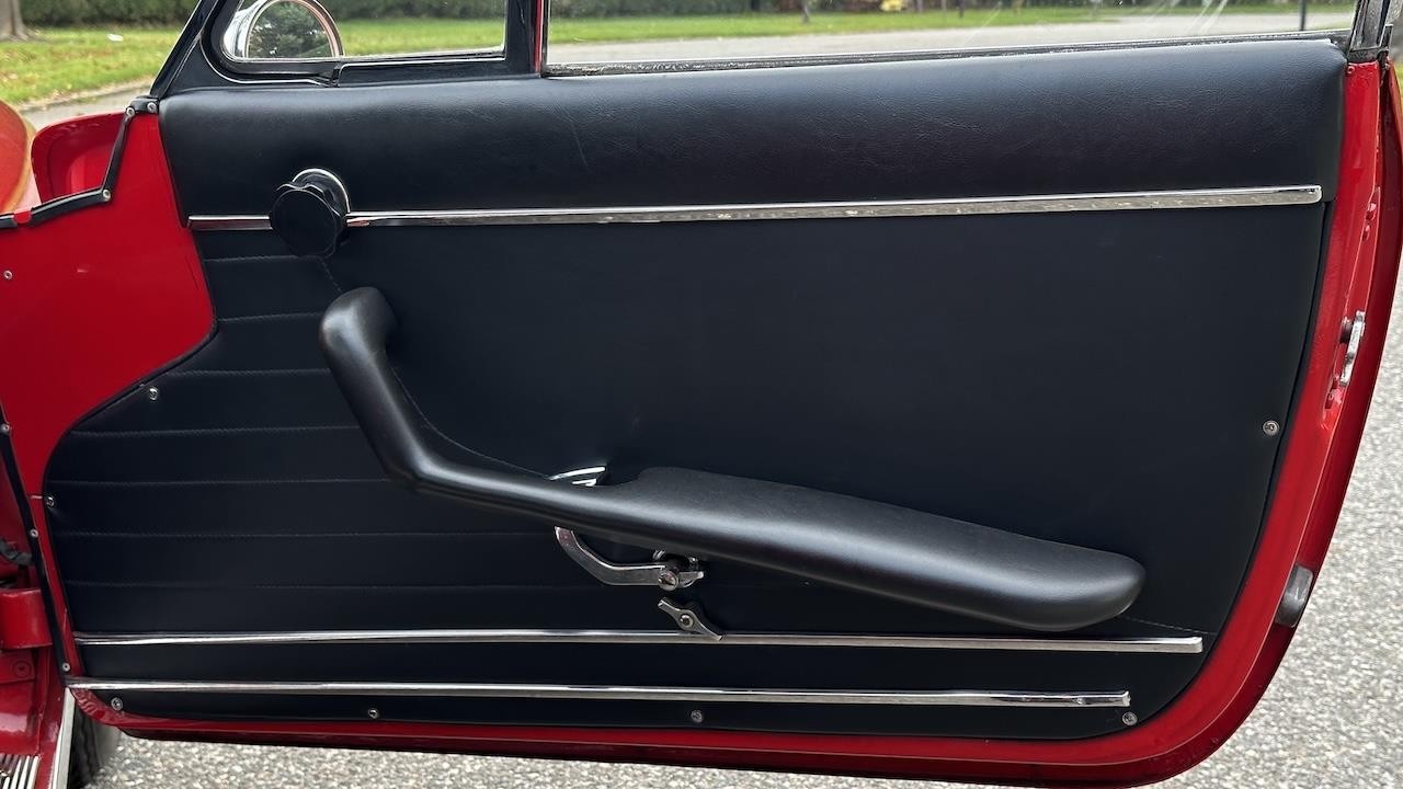 Ferrari-330GTC-1967-31