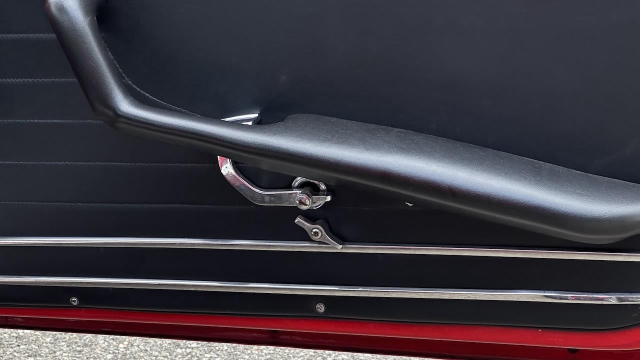 Ferrari-330GTC-1967-32