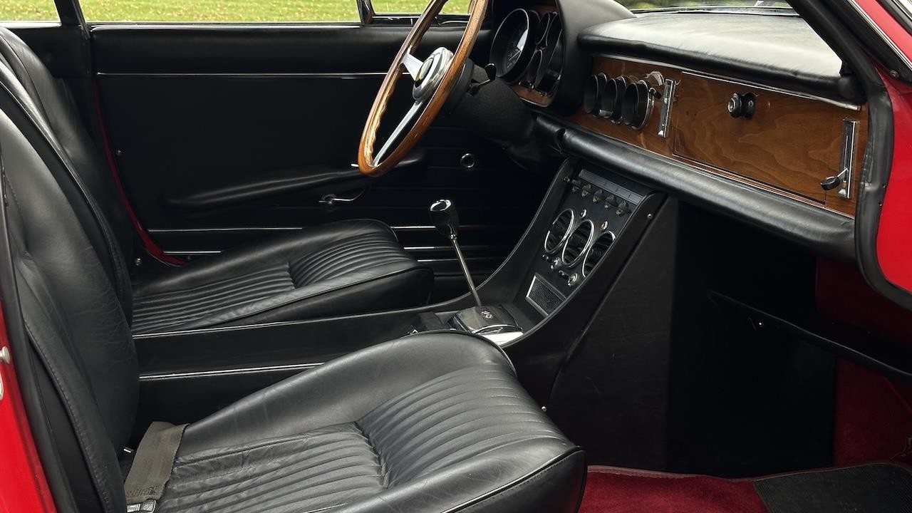 Ferrari-330GTC-1967-35