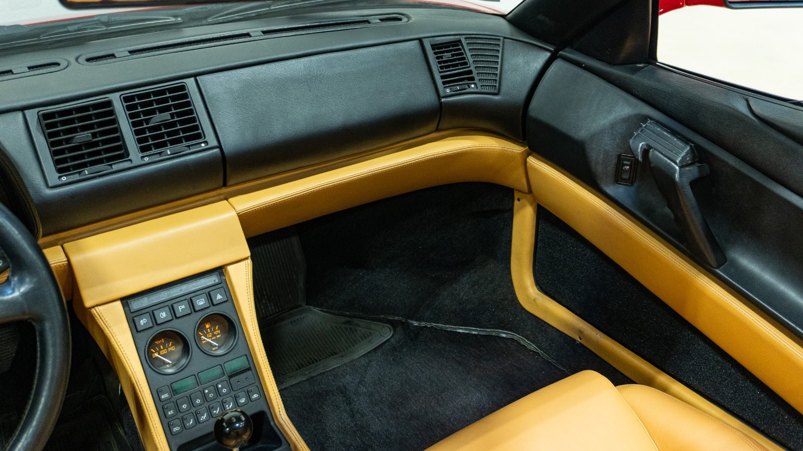 Ferrari-348-1992-Coupe-31