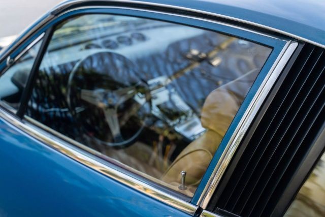 Ferrari-365GTC4-1972-Coupe-22