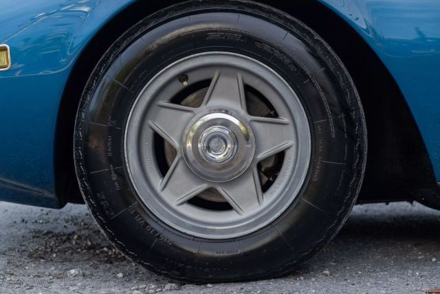 Ferrari-365GTC4-1972-Coupe-25