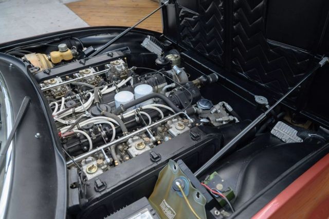 Ferrari-365GTC4-1972-Coupe-8