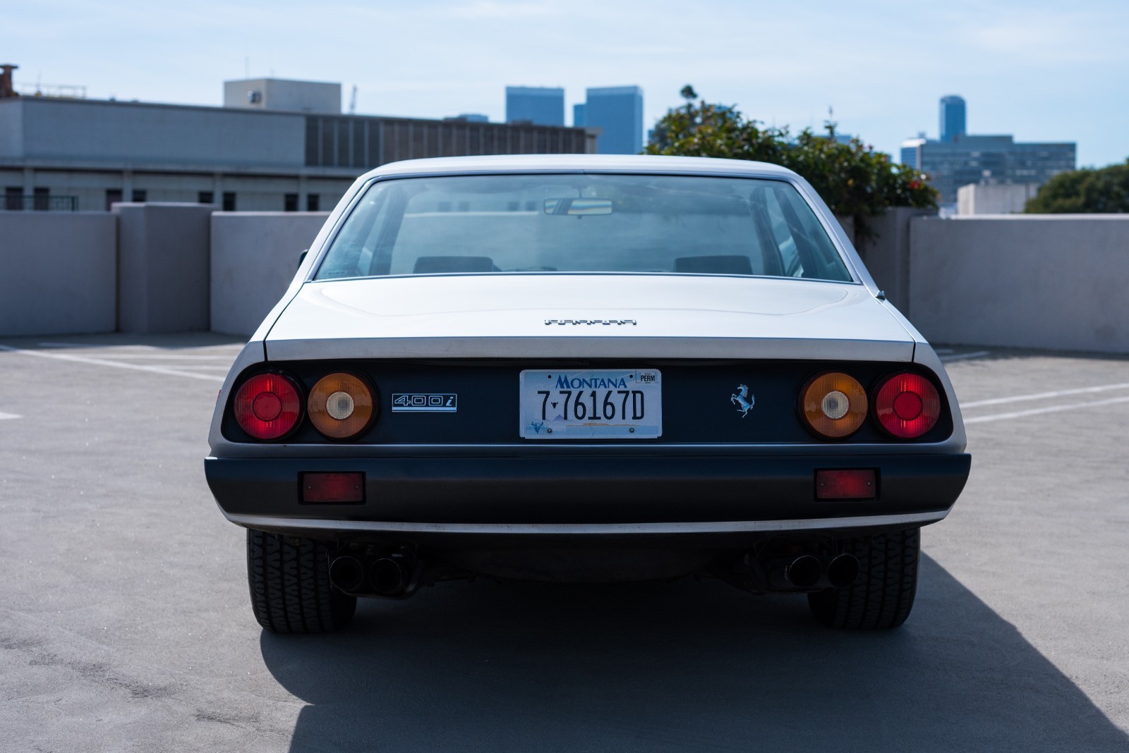Ferrari-400i-1982-Coupe-14