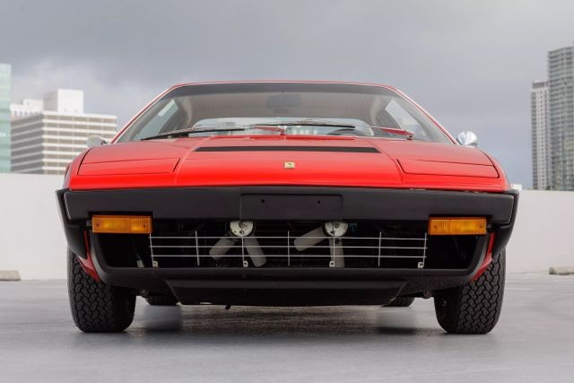 Ferrari-Dino-308-1977-Coupe-2