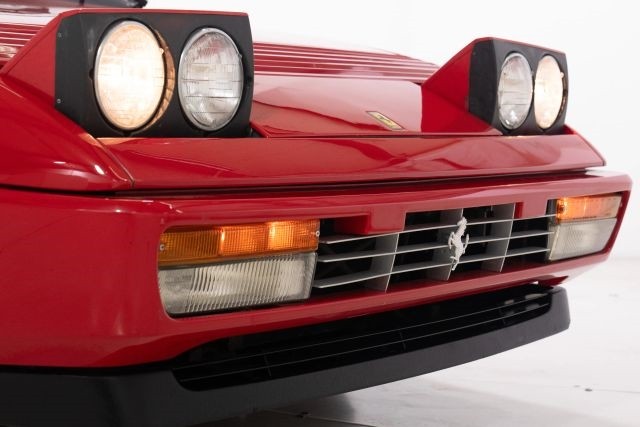 Ferrari-Mondial-1987-Convertible-14