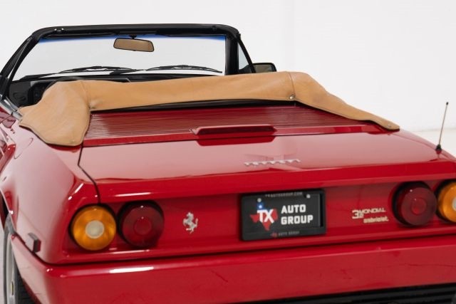 Ferrari-Mondial-1987-Convertible-21