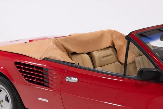 Ferrari-Mondial-1987-Convertible-37