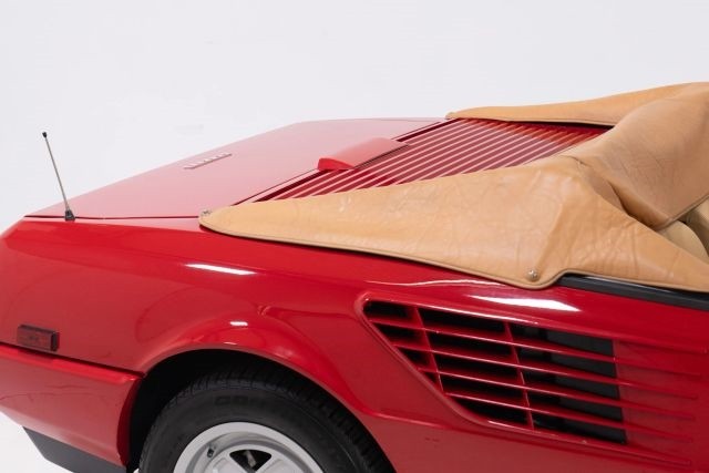 Ferrari-Mondial-1987-Convertible-38