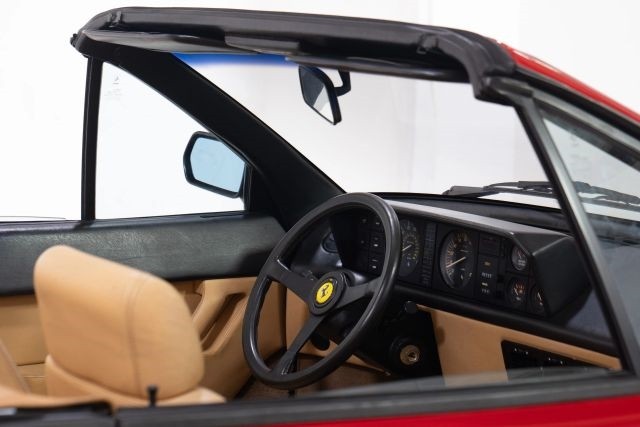 Ferrari-Mondial-1987-Convertible-39